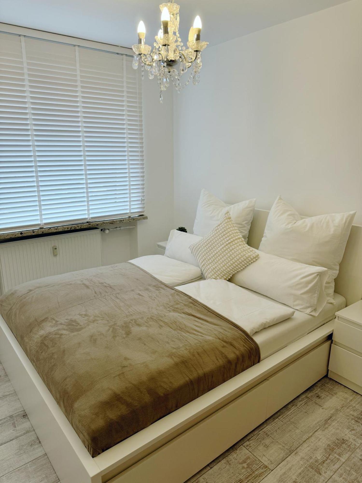 90M2 I Central I Netflix I Wifi I Free Parking I Lia Apartments هانوفر المظهر الخارجي الصورة